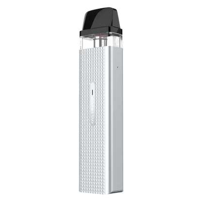 Vaporesso XROS Mini Vape Pod Kit in Silver – compact and stylish pod system with a sleek black finish, 1000mAh battery, fixed airflow for consistent MTL draws, and SSS leak-resistant technology for mess-free vaping.